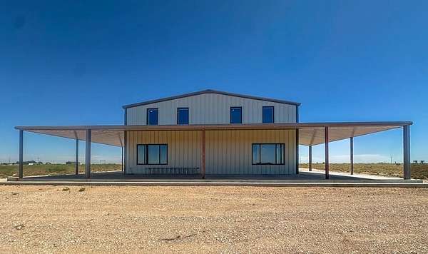 30 Acres of Land with Home for Sale in Seminole, Texas