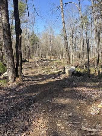 7 Acres of Residential Land for Sale in Augusta, Maine