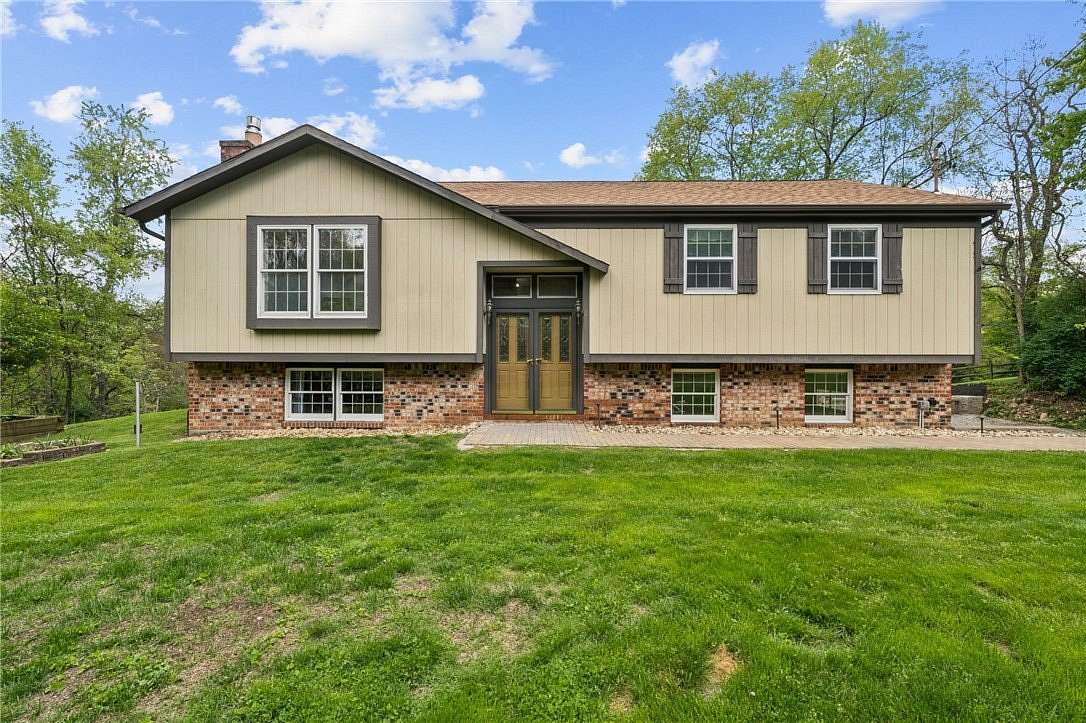 2.3 Acres of Land with Home for Sale in Murrysville, Pennsylvania