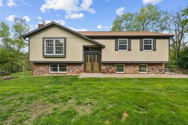 2.3 Acres of Land with Home for Sale in Murrysville, Pennsylvania