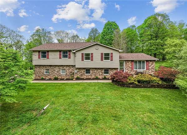 14.4 Acres of Recreational Land with Home for Sale in Salem Township, Pennsylvania