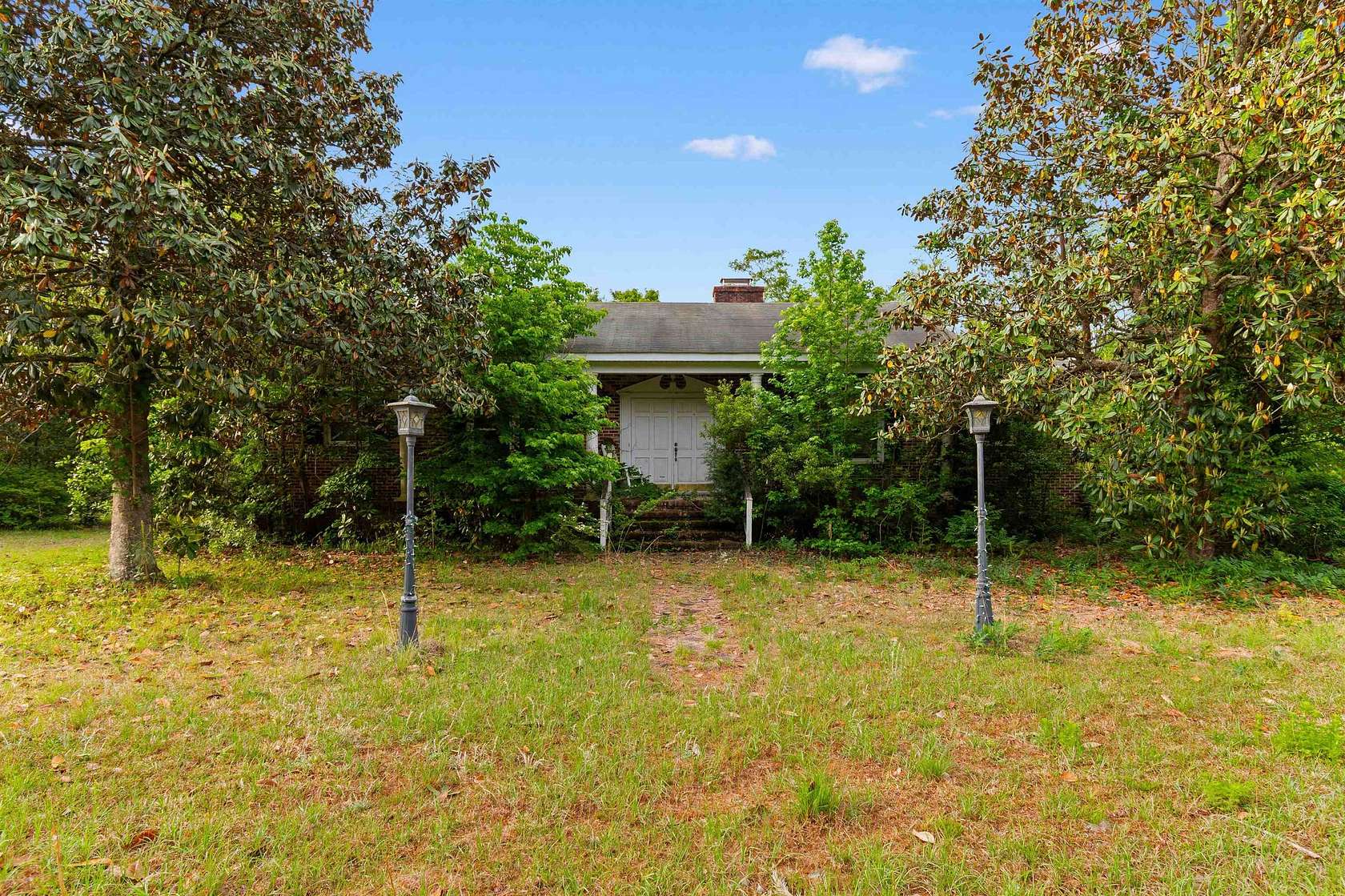 4.52 Acres of Land with Home for Sale in Nichols, South Carolina