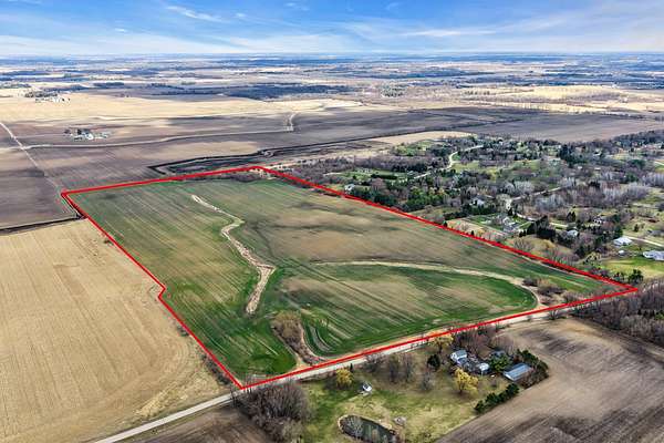 85 Acres of Land for Sale in Woodstock, Illinois
