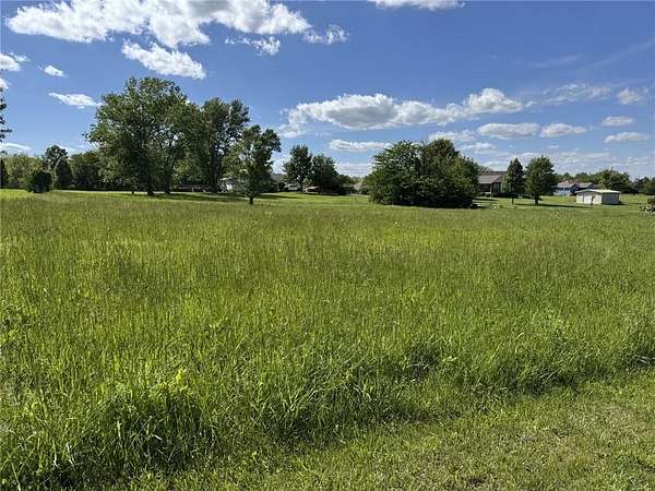 1.24 Acres of Residential Land for Sale in Knob Noster, Missouri