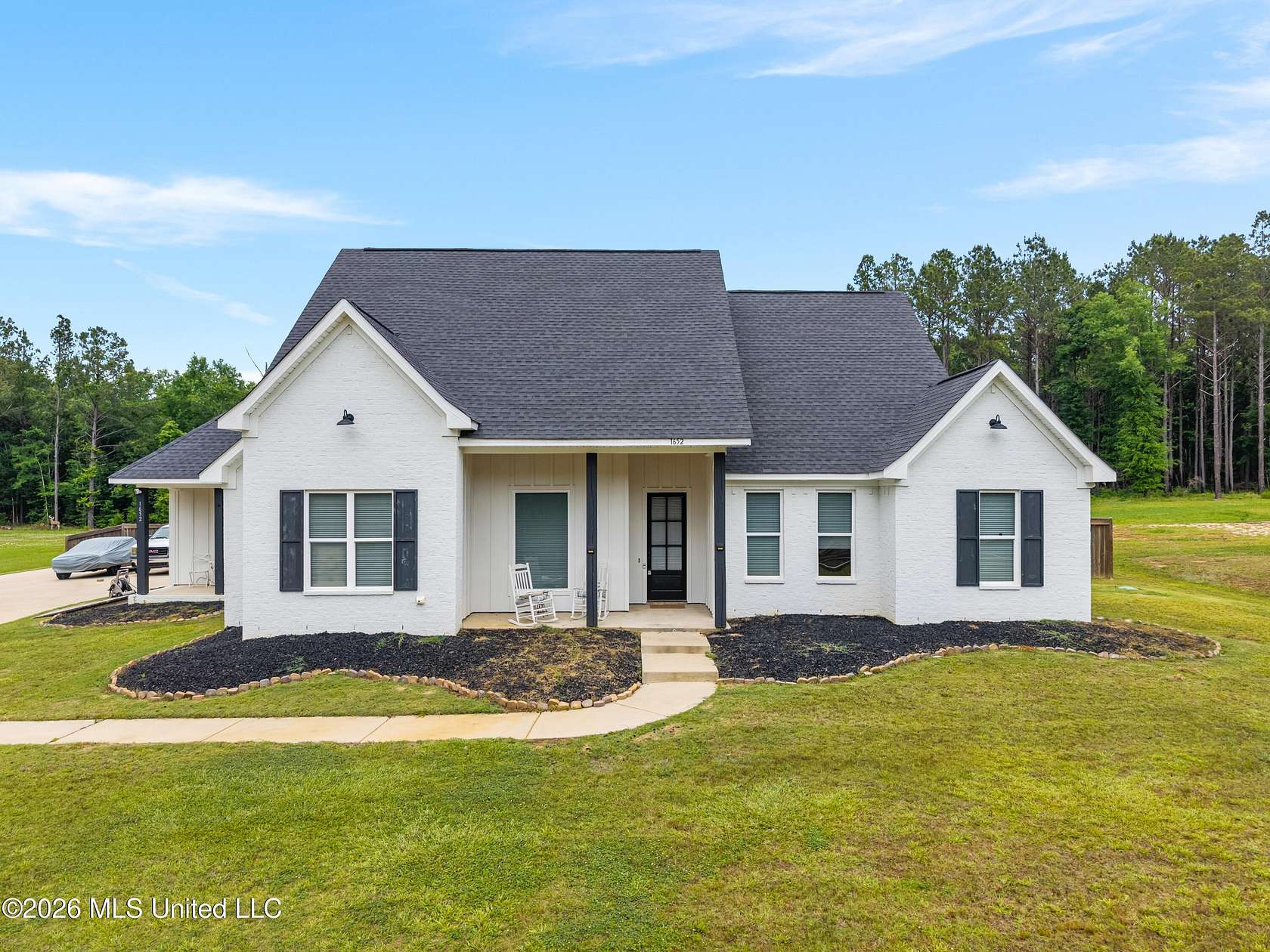 2.5 Acres of Land with Home for Sale in Brandon, Mississippi