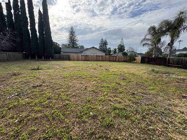 0.19 Acres of Residential Land for Sale in Concord, California