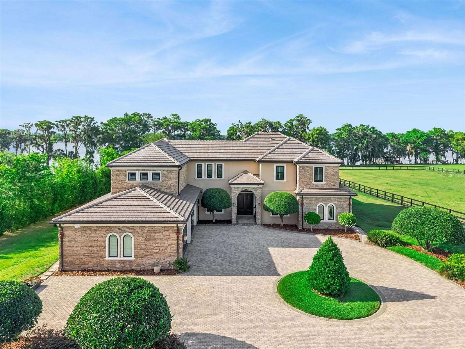 7.22 Acres of Land with Home for Sale in Oviedo, Florida