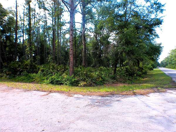 0.47 Acres of Residential Land for Sale in Ocklawaha, Florida