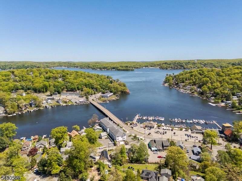 0.2 Acres of Residential Land for Sale in Hopatcong, New Jersey