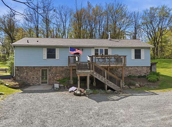 14.4 Acres of Land with Home for Sale in Lake Ariel, Pennsylvania