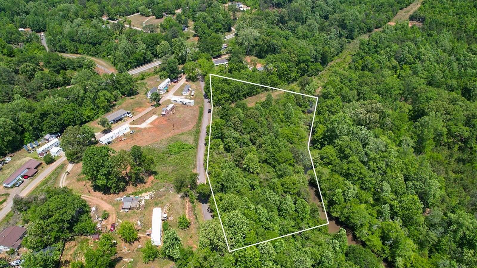 4 Acres of Residential Land for Sale in Inman, South Carolina