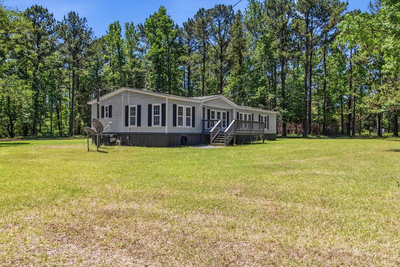 18.8 Acres of Land with Home for Sale in Quincy, Florida