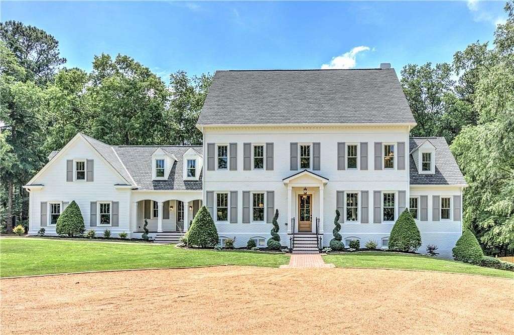 1.58 Acres of Land with Home for Sale in Marietta, Georgia