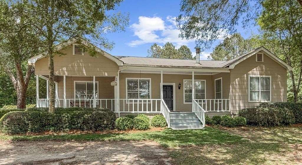 1.87 Acres of Land with Home for Sale in Dothan, Alabama