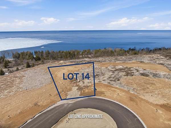0.6 Acres of Commercial Land for Sale in Sturgeon Bay, Wisconsin