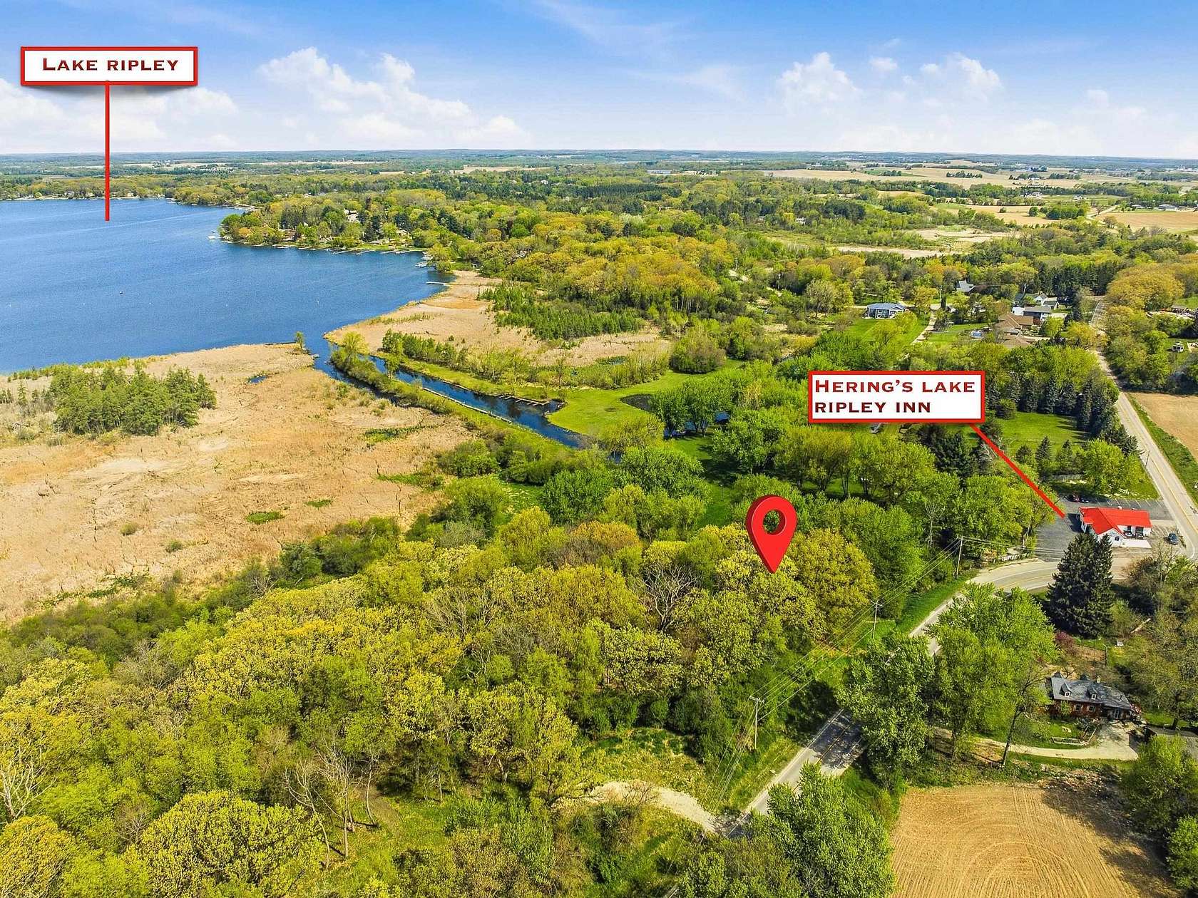 1.5 Acres of Residential Land for Sale in Cambridge, Wisconsin