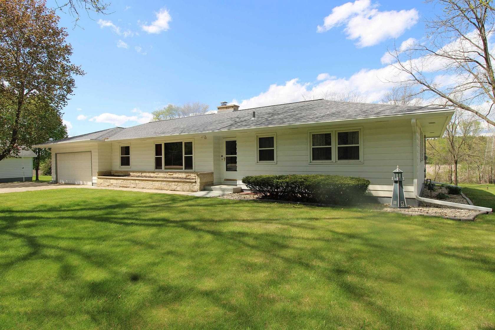 1.76 Acres of Land with Home for Sale in Poynette, Wisconsin