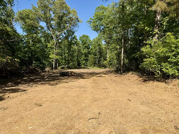 15 Acres of Land for Sale in Nunnelly, Tennessee