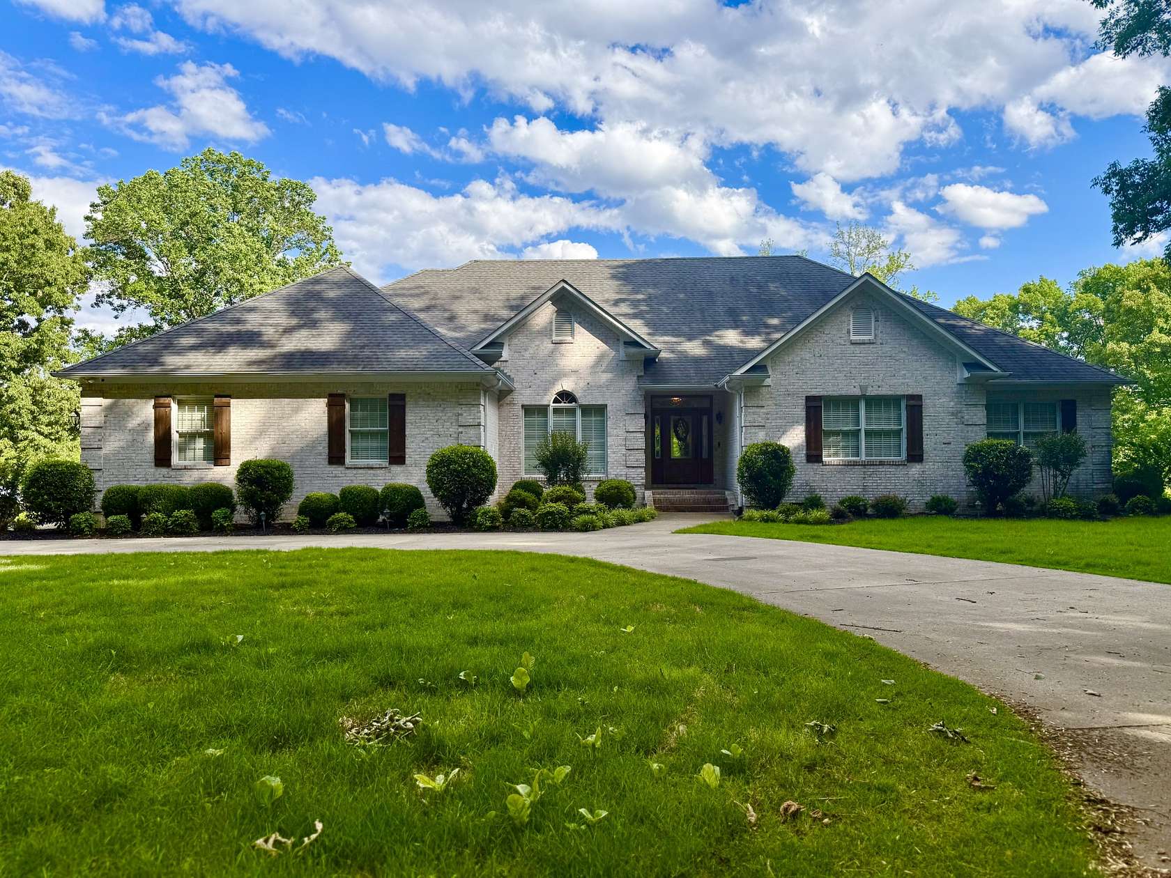 3.85 Acres of Land with Home for Sale in Dyersburg, Tennessee