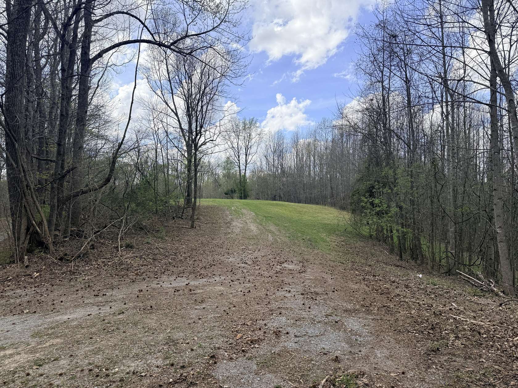 5.16 Acres of Residential Land for Sale in Liberty, Tennessee