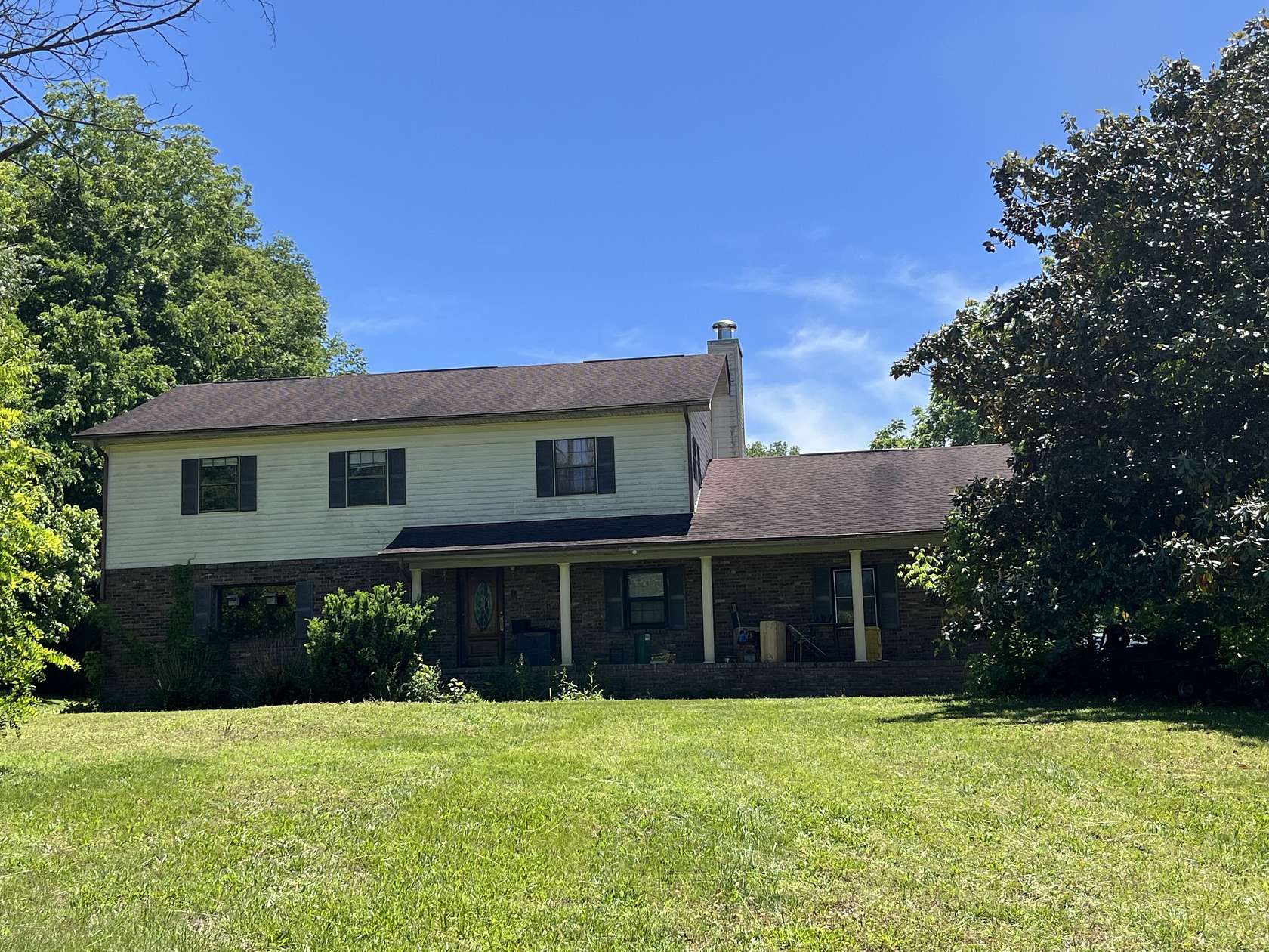 19.3 Acres of Recreational Land with Home for Sale in Mount Pleasant, Tennessee