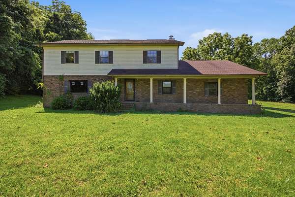 19.3 Acres of Recreational Land with Home for Sale in Mount Pleasant, Tennessee