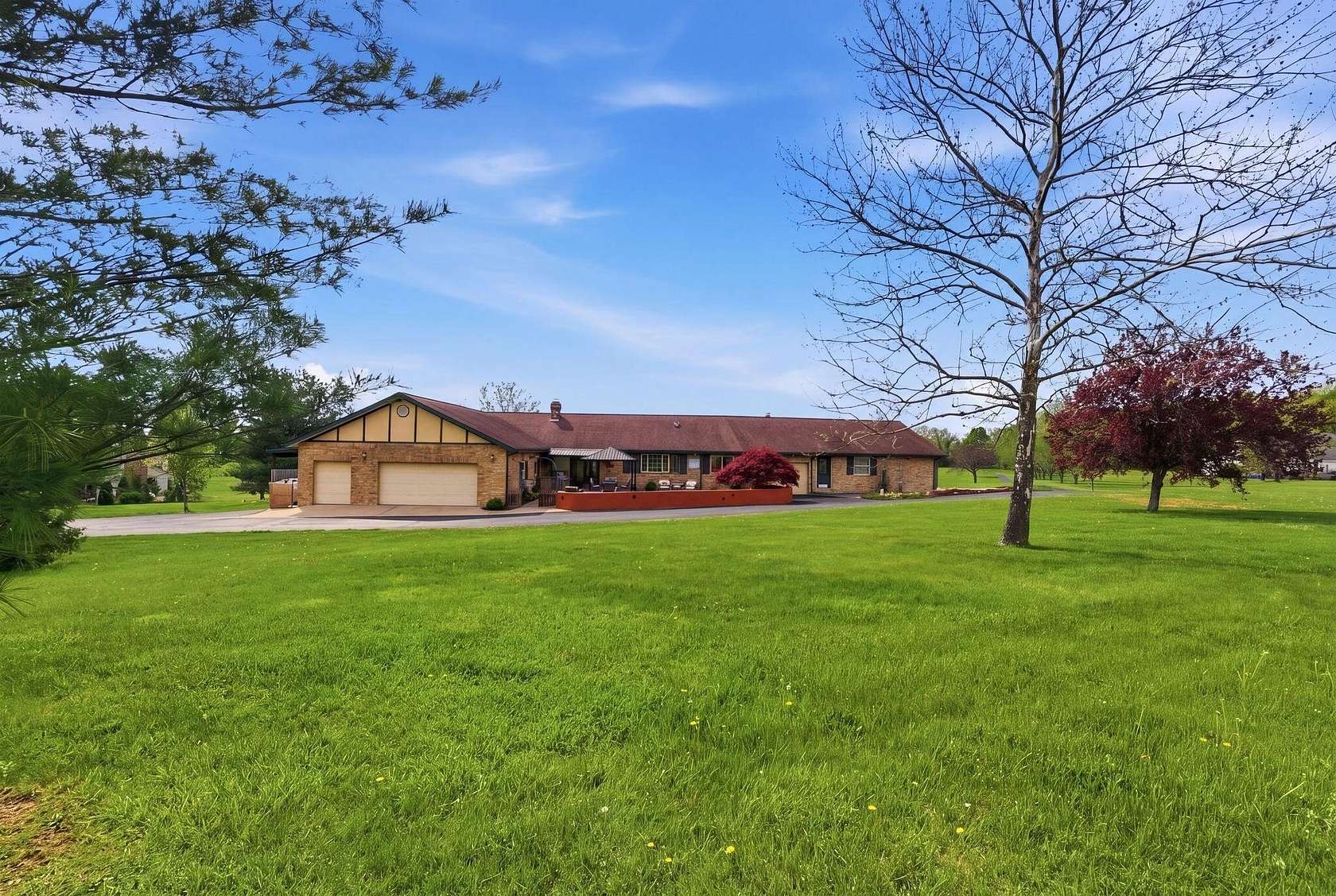 5 Acres of Land with Home for Sale in Georgetown, Kentucky