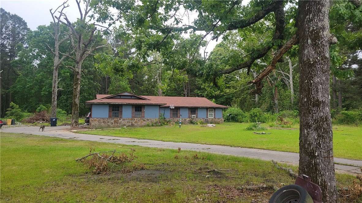 3.32 Acres of Land with Home for Sale in Pine Bluff, Arkansas