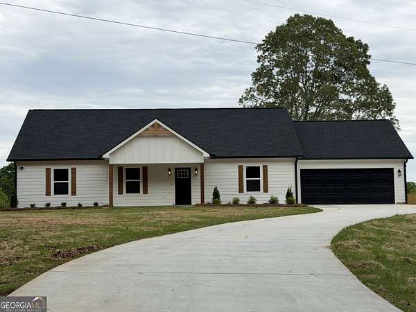 2.2 Acres of Land with Home for Sale in Yatesville, Georgia