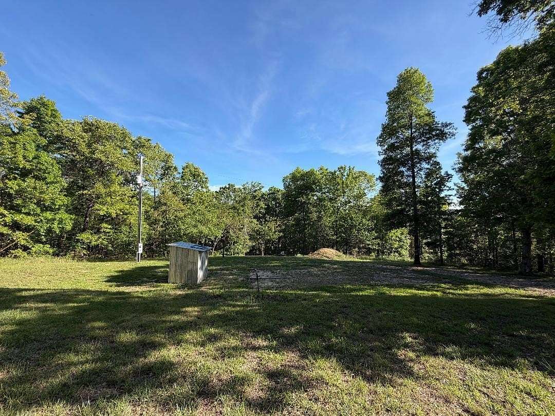 4.63 Acres of Residential Land for Sale in Willow Springs, Missouri
