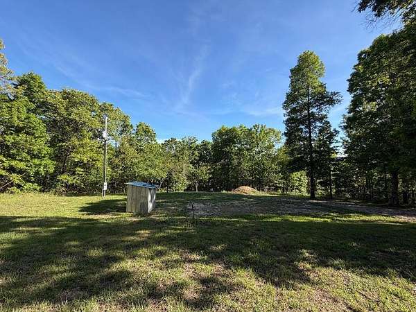 4.63 Acres of Residential Land for Sale in Willow Springs, Missouri