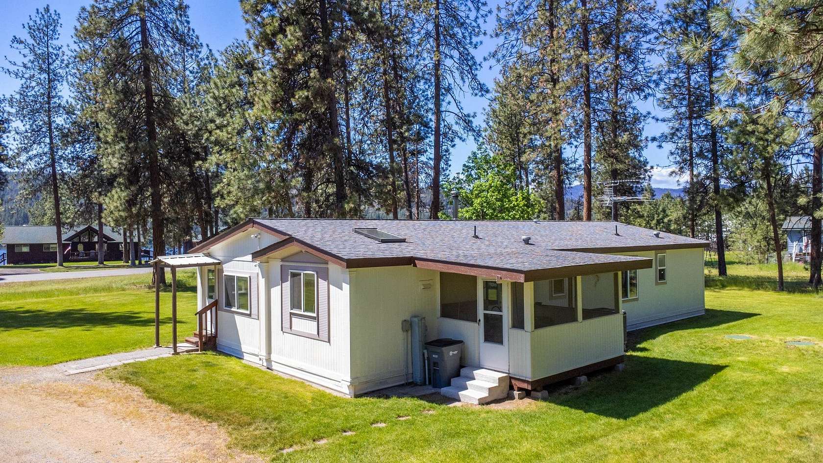 1.5 Acres of Land with Home for Sale in Nine Mile Falls, Washington