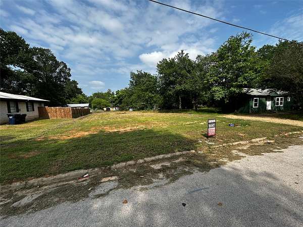 0.2 Acres of Residential Land for Sale in Rockdale, Texas