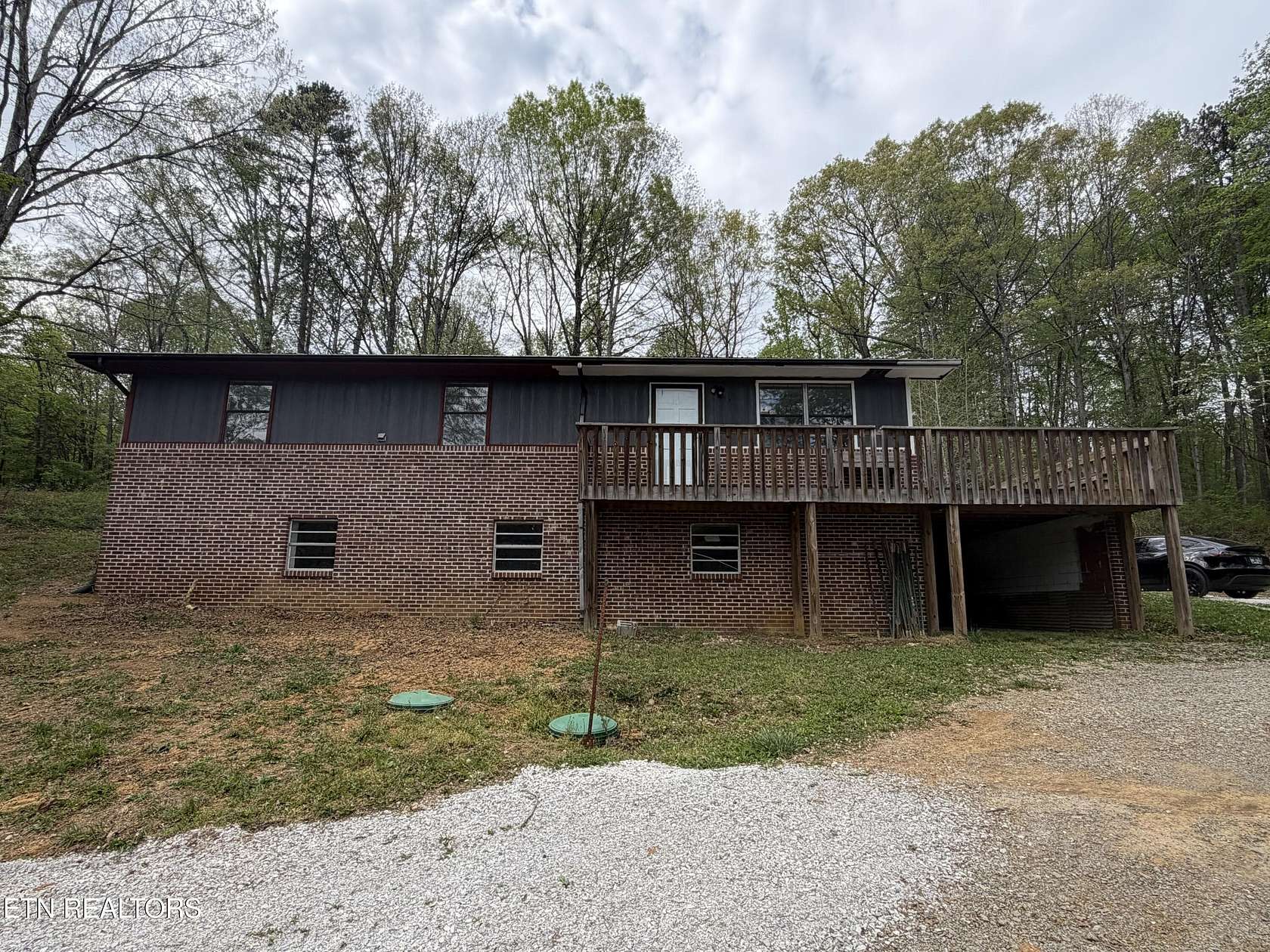 2 Acres of Land with Home for Lease in Lenoir City, Tennessee