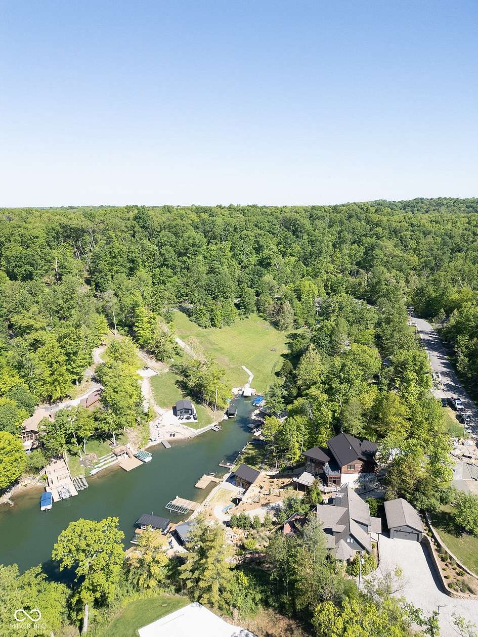0.34 Acres of Residential Land for Sale in Columbus, Indiana