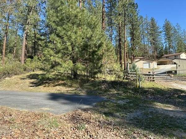 0.82 Acres of Residential Land for Sale in Kettle Falls, Washington