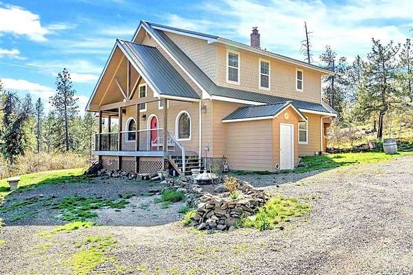 10 Acres of Land with Home for Sale in Spokane, Washington