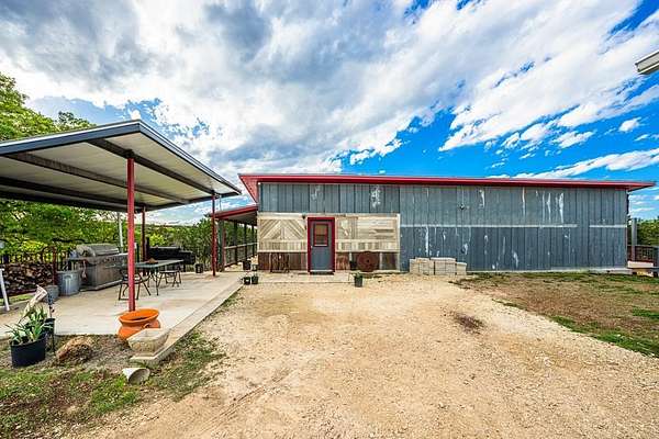 31 Acres of Improved Recreational Land for Sale in Kerrville, Texas