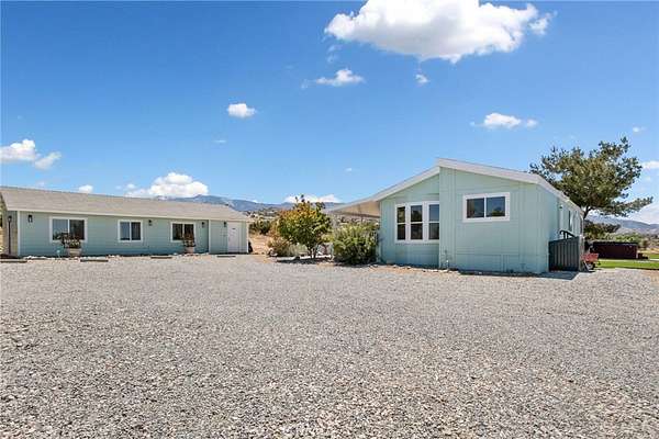 2.5 Acres of Land with Home for Sale in Phelan, California