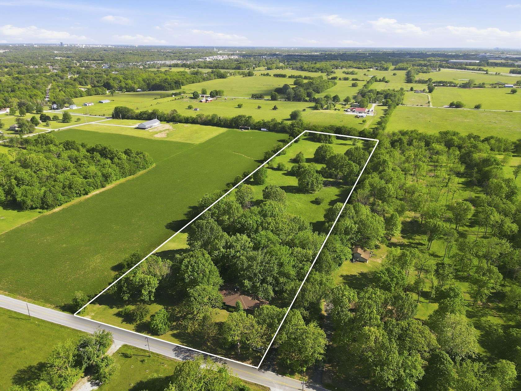 10 Acres of Land with Home for Sale in Springfield, Missouri