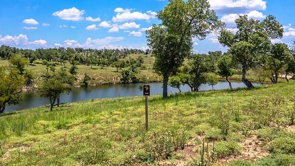 1 Acre of Residential Land for Sale in Fredericksburg, Texas
