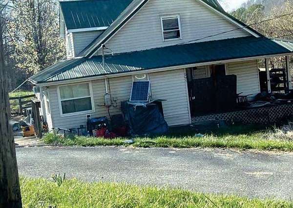 3.48 Acres of Land with Home for Auction in Blountville, Tennessee