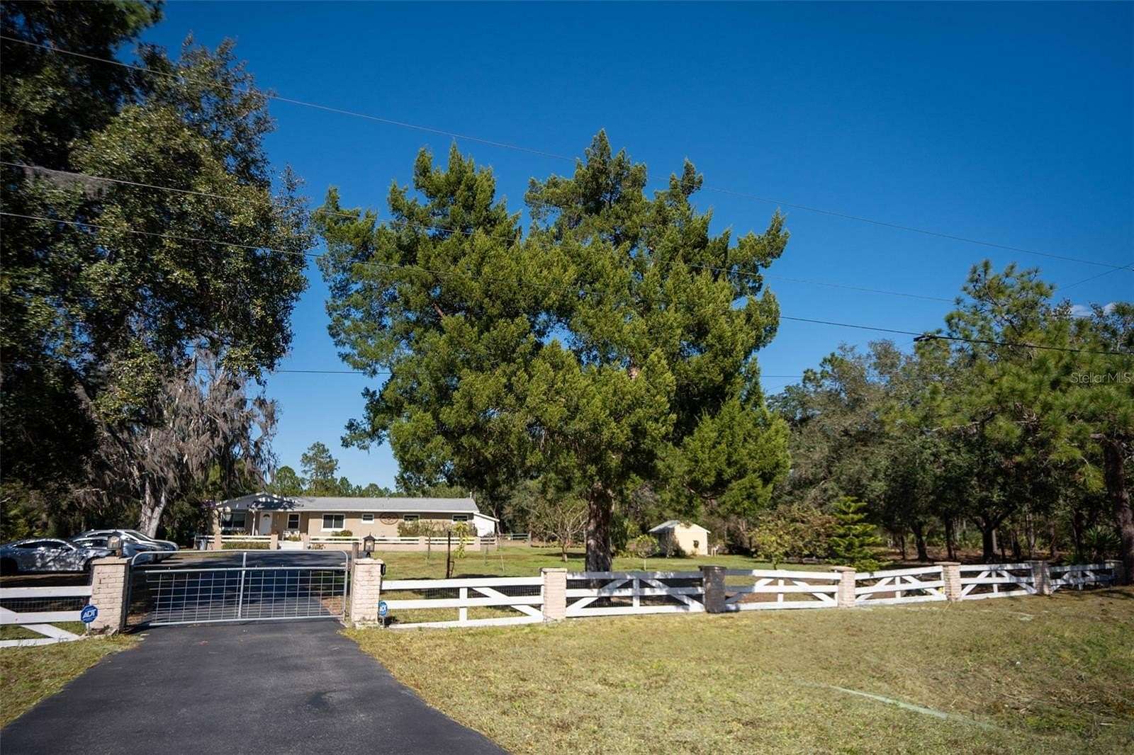 2.36 Acres of Land with Home for Sale in Christmas, Florida