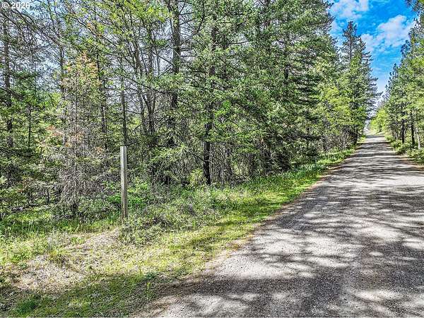 5 Acres of Land for Sale in Goldendale, Washington