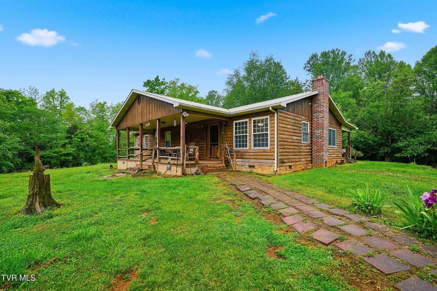 21.6 Acres of Land with Home for Sale in Castlewood, Virginia