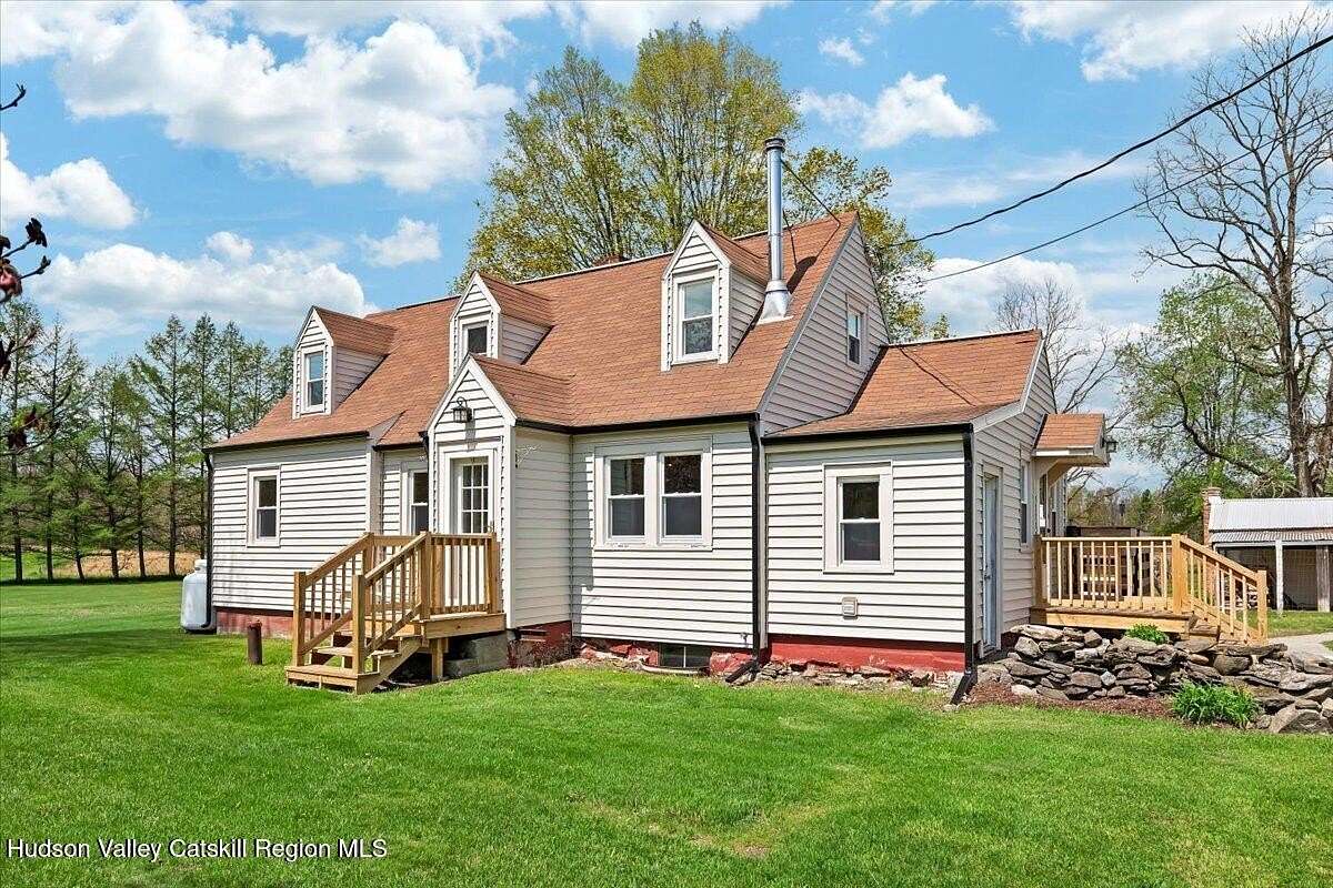 2.19 Acres of Land with Home for Sale in Schaghticoke, New York