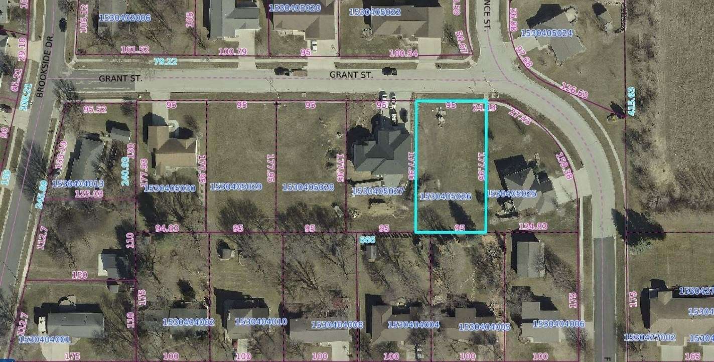 0.39 Acres of Residential Land for Sale in Parkersburg, Iowa