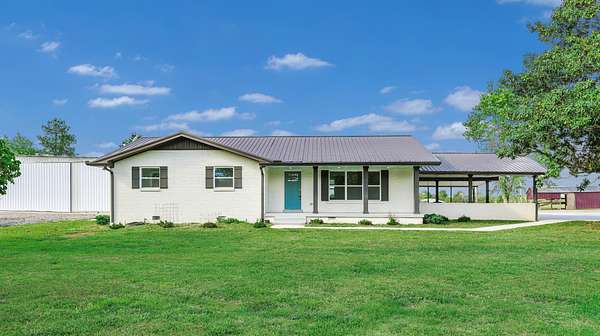 10.2 Acres of Land with Home for Sale in Murfreesboro, Tennessee