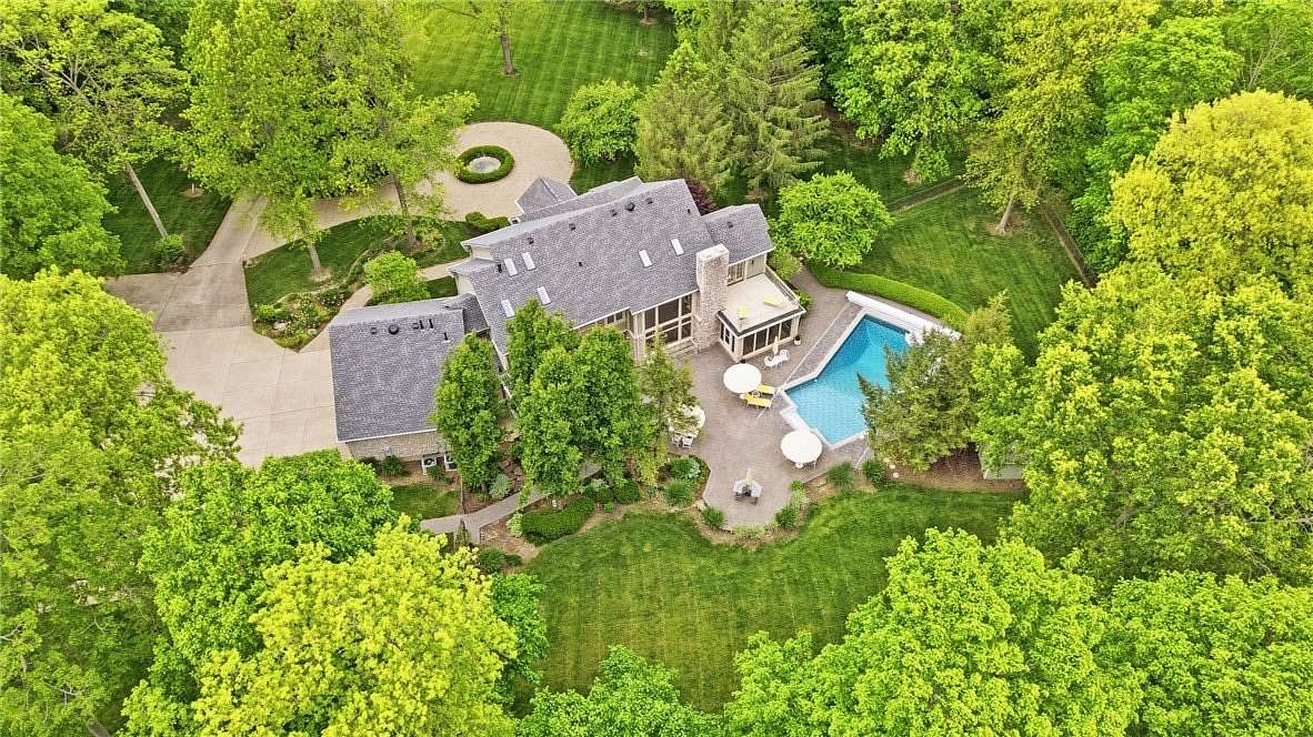 9.6 Acres of Land with Home for Sale in Springboro, Ohio
