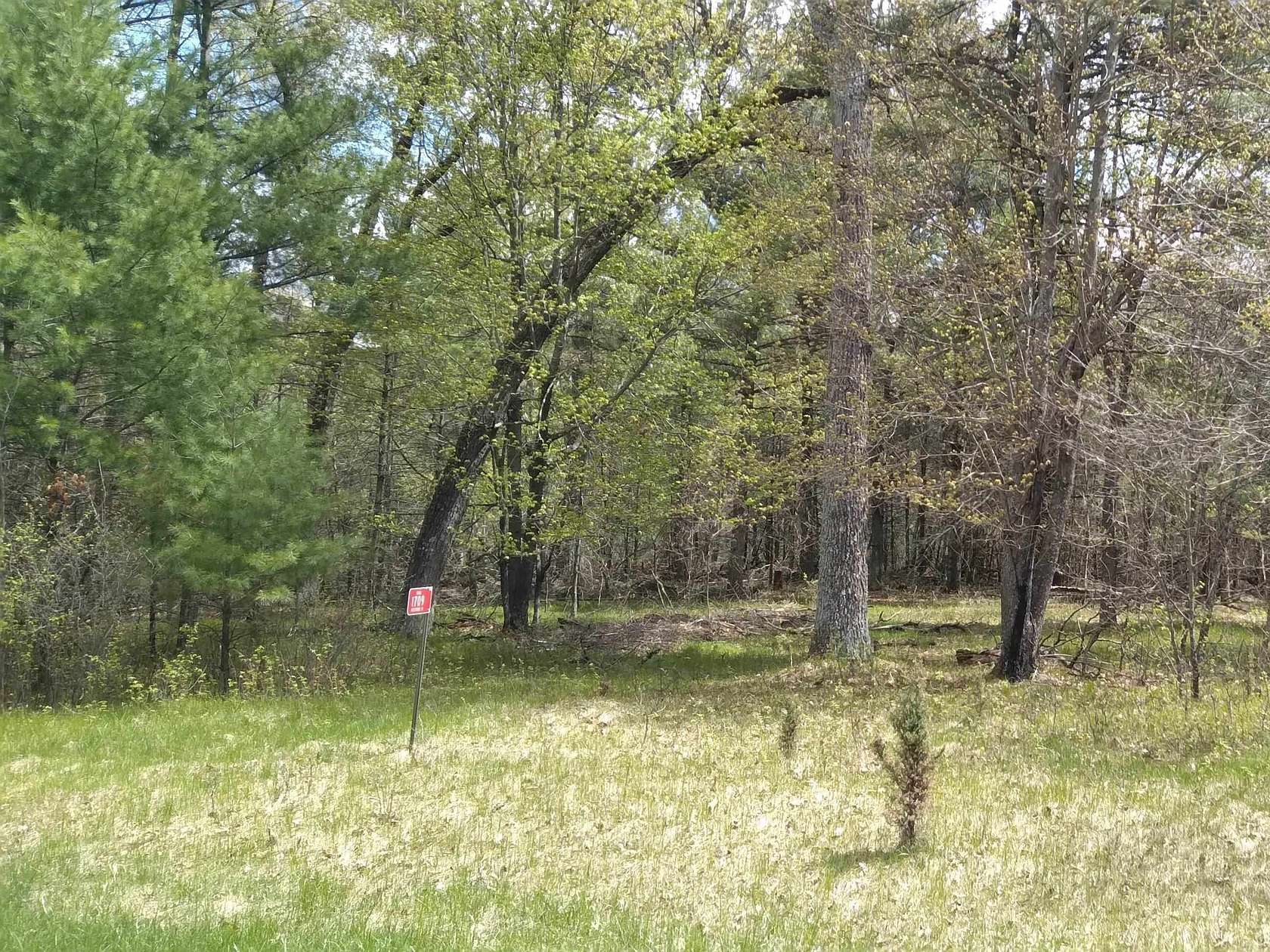 2.79 Acres of Residential Land for Sale in Nekoosa, Wisconsin